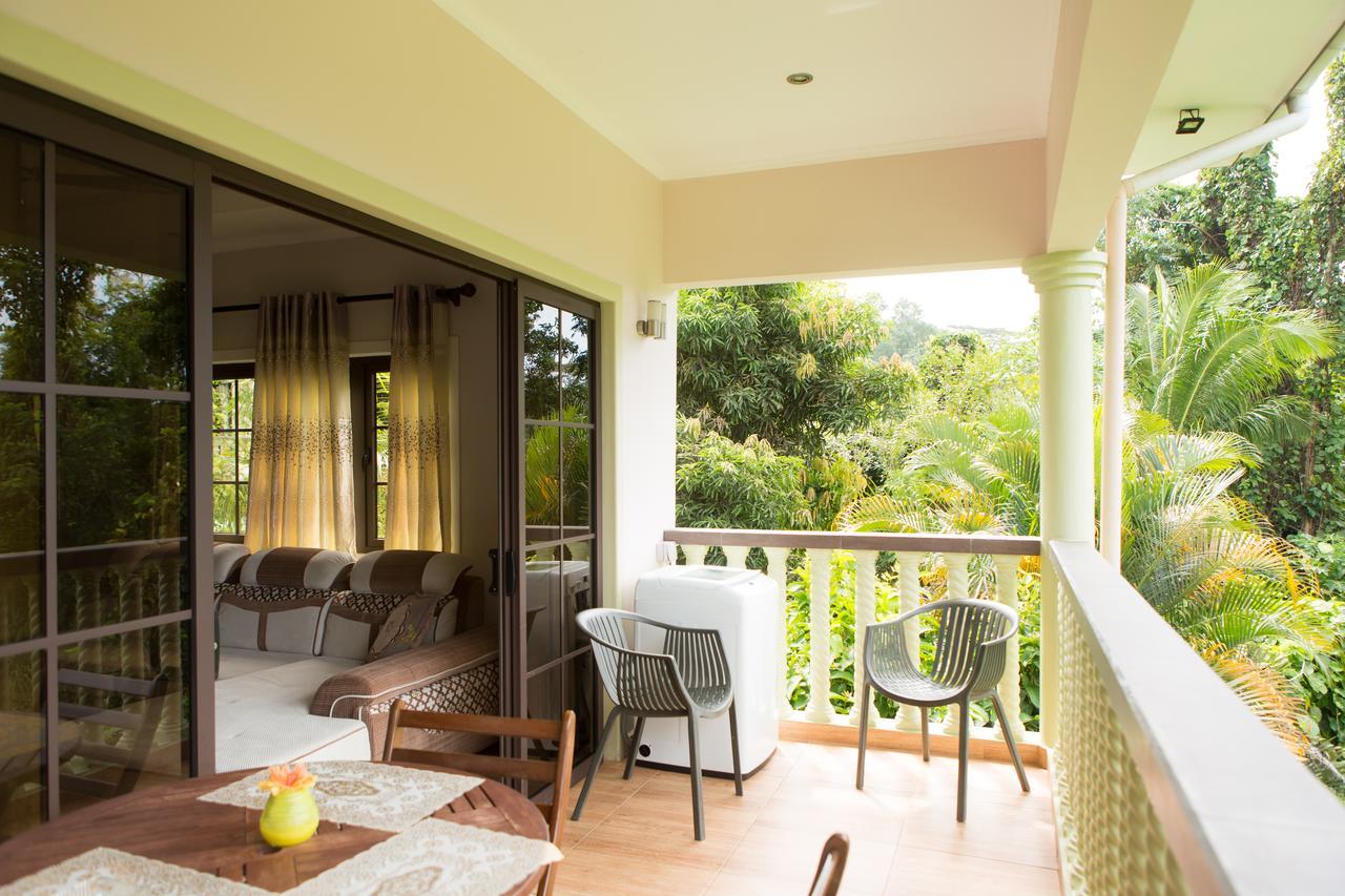 Belle Montagne Holiday Apartments Grand Anse  Rum bild